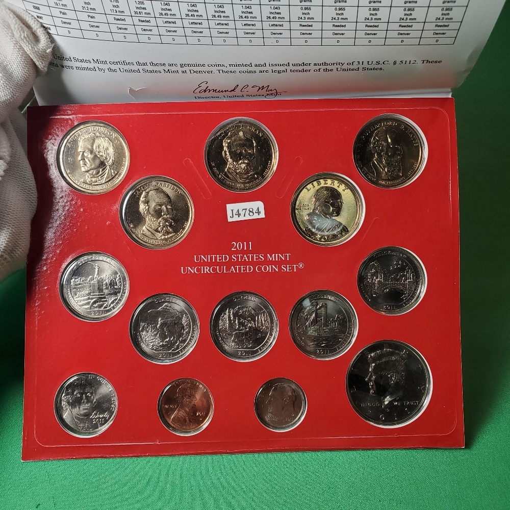2011 United States Mint uncirculated coin set Denver damaged packaging